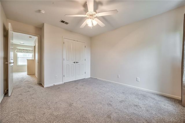 16164 Linden Street, Overland Park, KS 66085