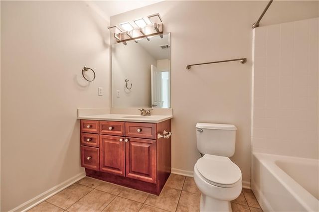16164 Linden Street, Overland Park, KS 66085