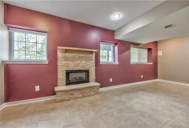16164 Linden Street, Overland Park, KS 66085