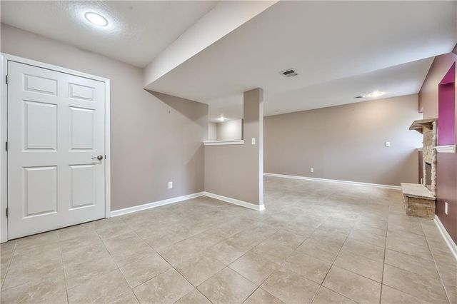 16164 Linden Street, Overland Park, KS 66085