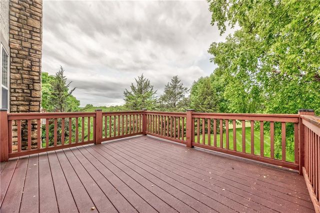 16164 Linden Street, Overland Park, KS 66085