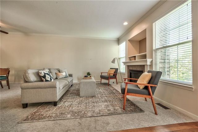 16164 Linden Street, Overland Park, KS 66085