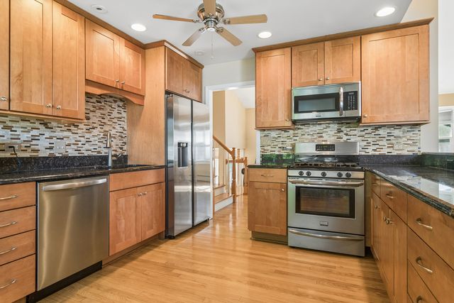 1310 E Ironwood Drive, Mount Prospect, IL 60056
