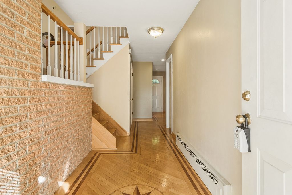 1310 E Ironwood Drive, Mount Prospect, IL 60056 — photo 3