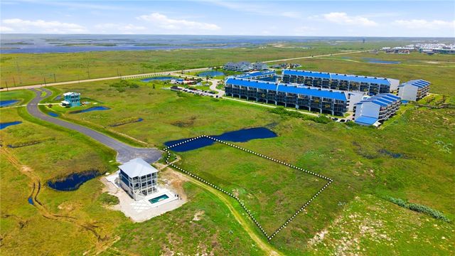3 Mustang Island Estates Dr, Port Aransas, TX 78373