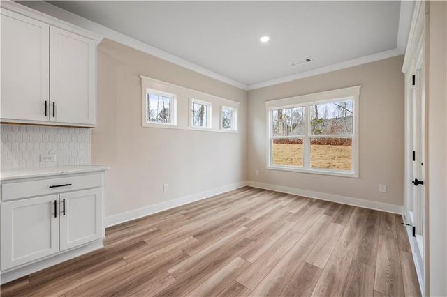 210 Rosewood Park Drive, Hoschton, GA 30548