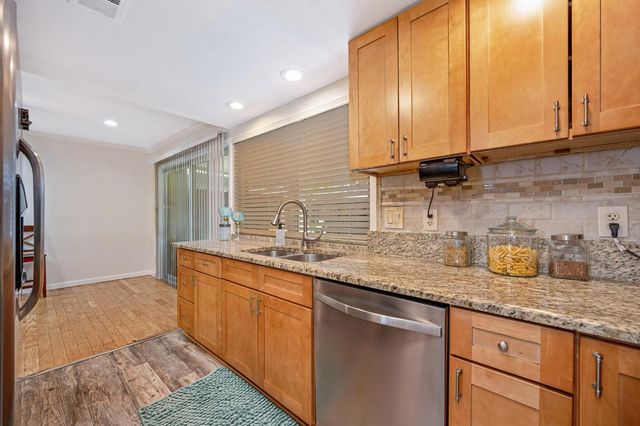 5931 Via Casitas, Carmichael, CA 95608