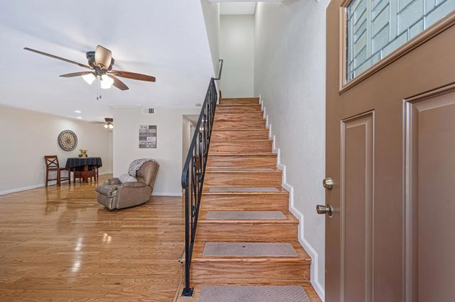 5931 Via Casitas, Carmichael, CA 95608