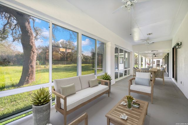 7244 SILVER SPUR TRL, Boerne, TX 78015