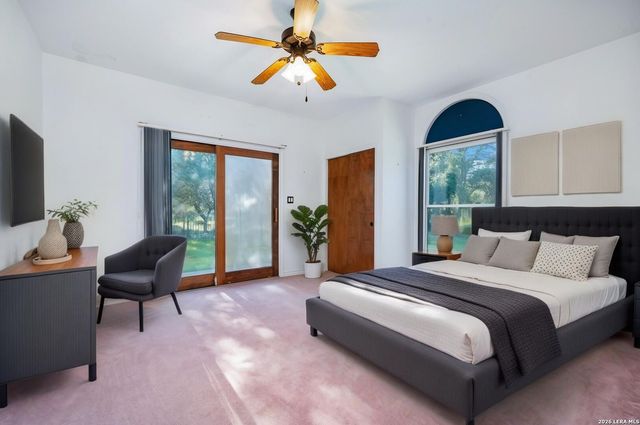 7244 SILVER SPUR TRL, Boerne, TX 78015