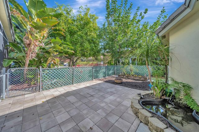 5708 NW 47th Court, Coral Springs, FL 33067