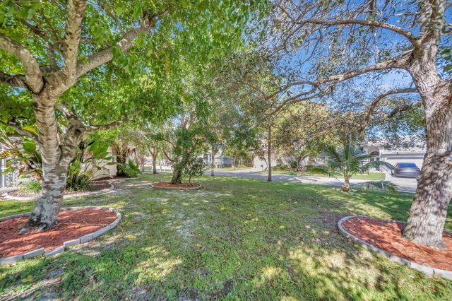 5708 NW 47th Court, Coral Springs, FL 33067