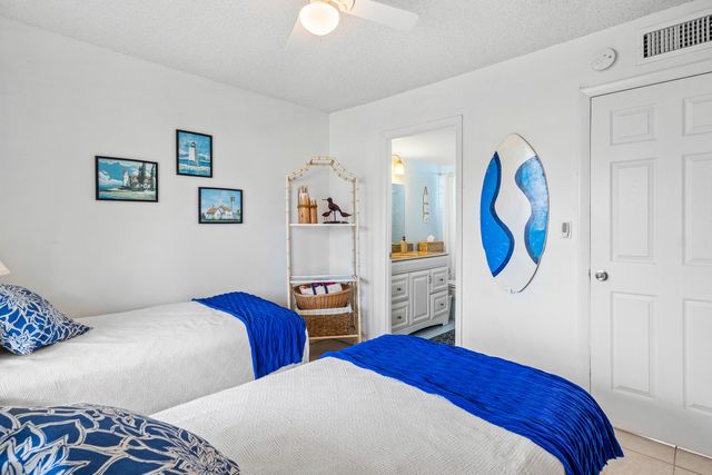 1820 New Palm Way 103, Boynton Beach, FL 33435