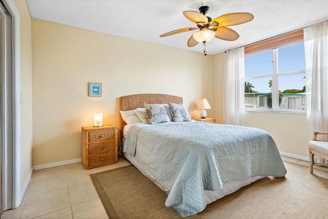 1820 New Palm Way 103, Boynton Beach, FL 33435