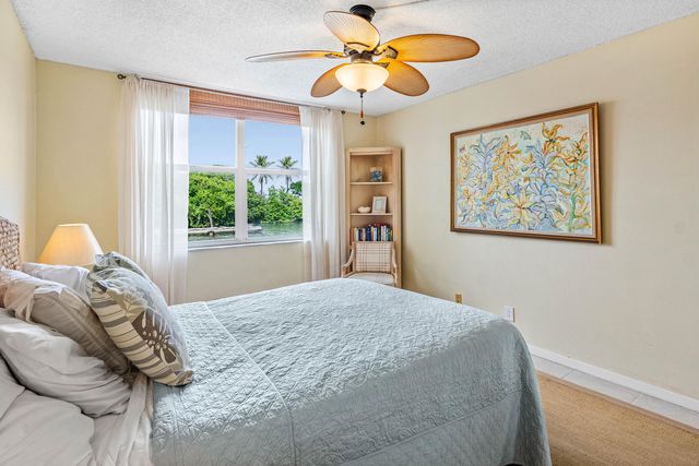 1820 New Palm Way 103, Boynton Beach, FL 33435