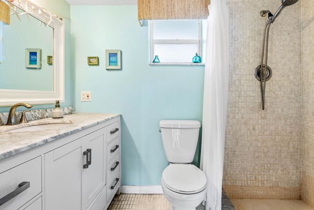 1820 New Palm Way 103, Boynton Beach, FL 33435