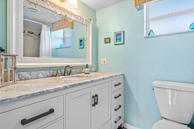 1820 New Palm Way 103, Boynton Beach, FL 33435