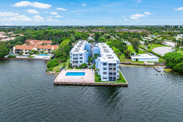 1820 New Palm Way 103, Boynton Beach, FL 33435