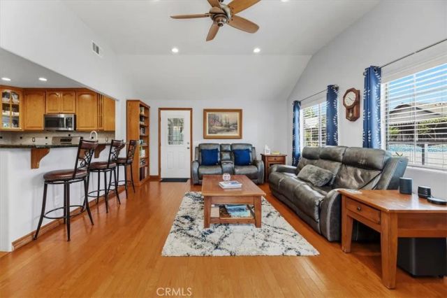10283 Rouselle, Jurupa Valley, CA 91752