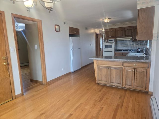 5325 W 53rd Place, Chicago, IL 60638
