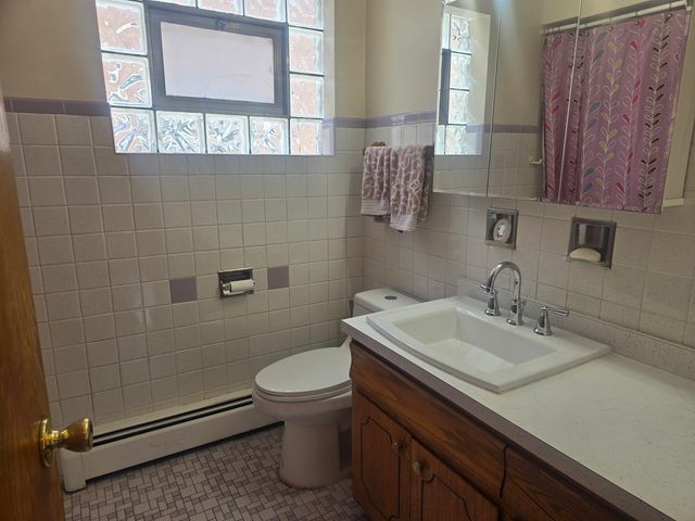 5325 W 53rd Place, Chicago, IL 60638