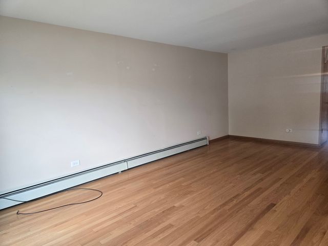5325 W 53rd Place, Chicago, IL 60638