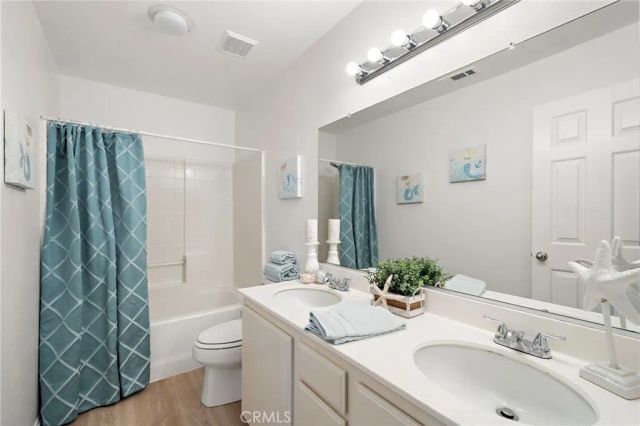31 Tradition Place, Irvine, CA 92602
