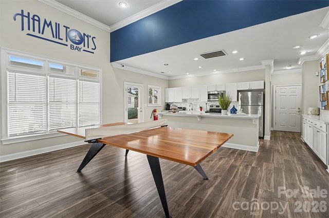 37 Hamiltons Harbor Drive 613, Clover, SC 29710