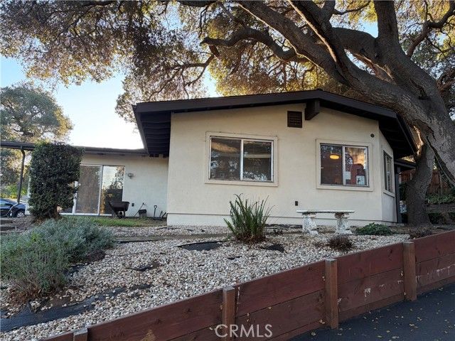 1577 El Camino Real, Arroyo Grande, CA 93420