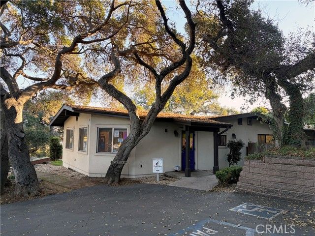 1577 El Camino Real, Arroyo Grande, CA 93420