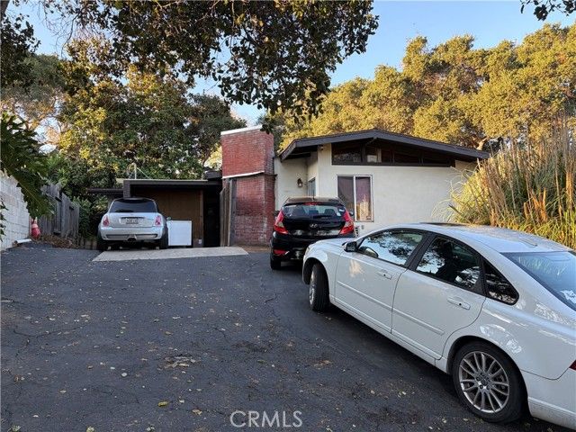 1577 El Camino Real, Arroyo Grande, CA 93420