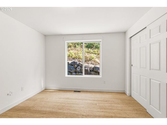 2329 Ne 380TH Ave, Washougal, WA 98671