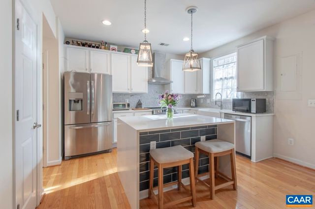 1048 SW 5TH ST, Charlottesville, VA 22902