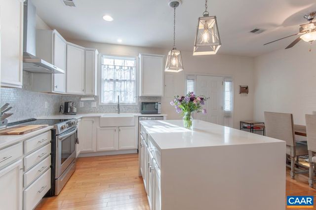 1048 SW 5TH ST, Charlottesville, VA 22902