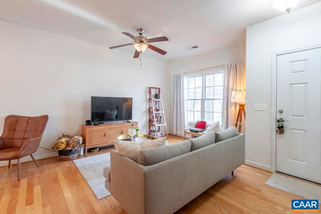 1048 SW 5TH ST, Charlottesville, VA 22902