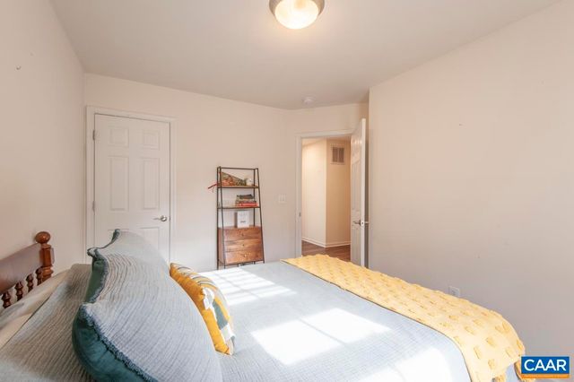 1048 SW 5TH ST, Charlottesville, VA 22902