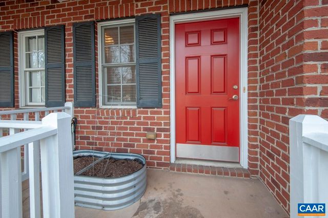 1048 SW 5TH ST, Charlottesville, VA 22902