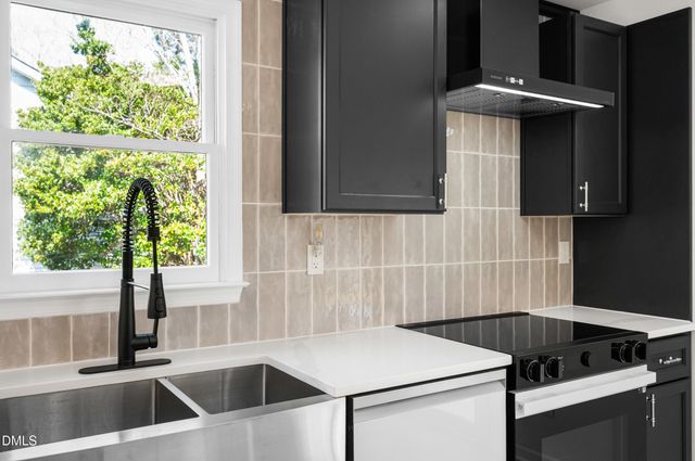 5409 Hadrian Drive, Durham, NC 27703