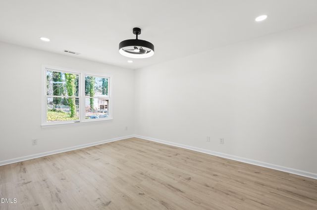 5409 Hadrian Drive, Durham, NC 27703