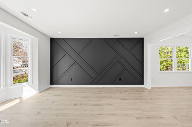 5409 Hadrian Drive, Durham, NC 27703