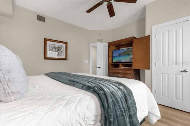 7697 HERITAGE CROSSING WAY 101, Reunion, FL 34747