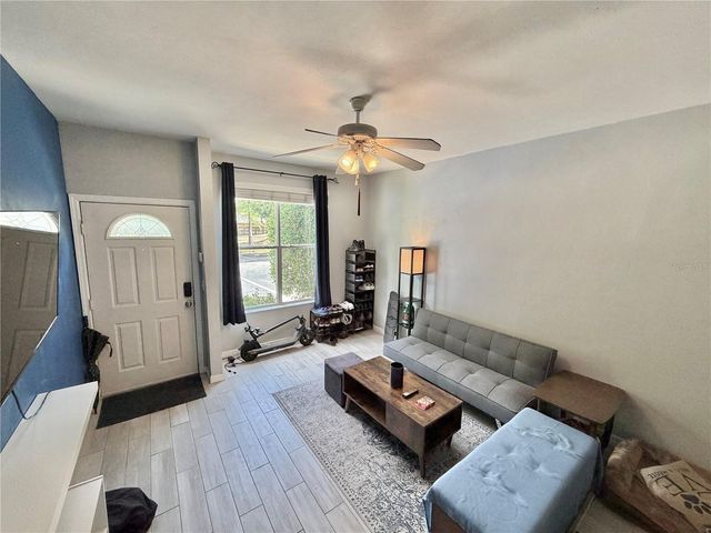 3575 SW 30TH WAY 121, Gainesville, FL 32608