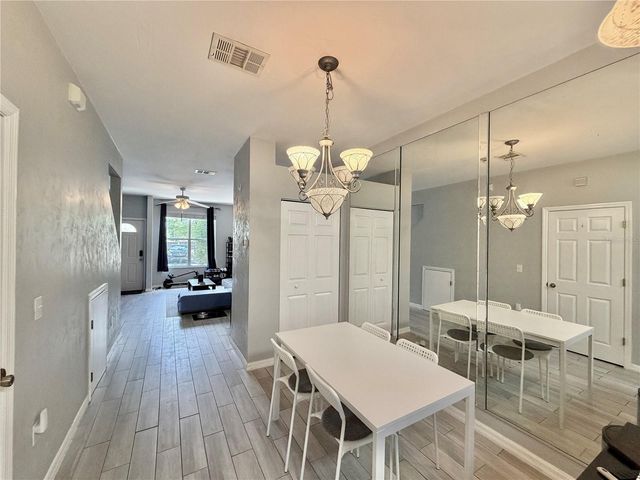 3575 SW 30TH WAY 121, Gainesville, FL 32608