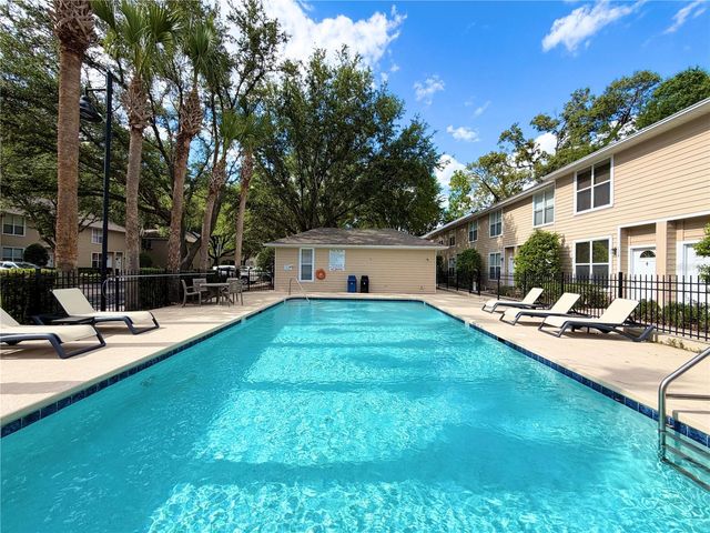 3575 SW 30TH WAY 121, Gainesville, FL 32608