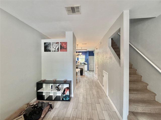 3575 SW 30TH WAY 121, Gainesville, FL 32608
