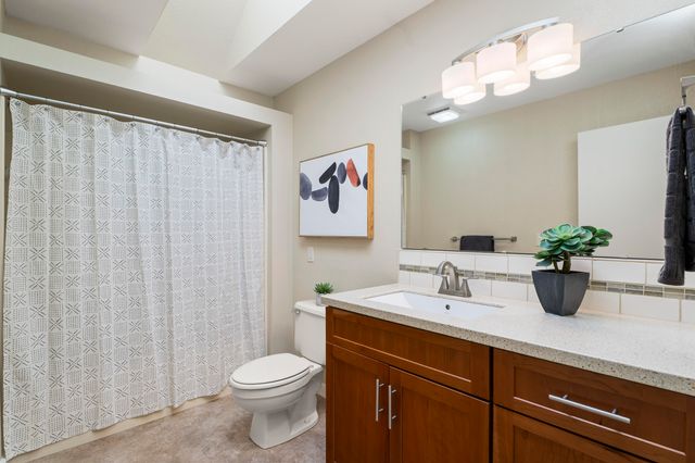 1602 NE 5th Street, Bend, OR 97701