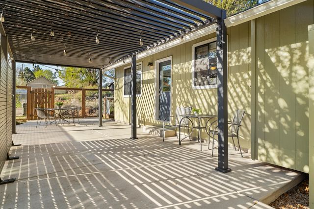 1602 NE 5th Street, Bend, OR 97701