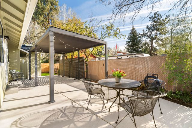 1602 NE 5th Street, Bend, OR 97701