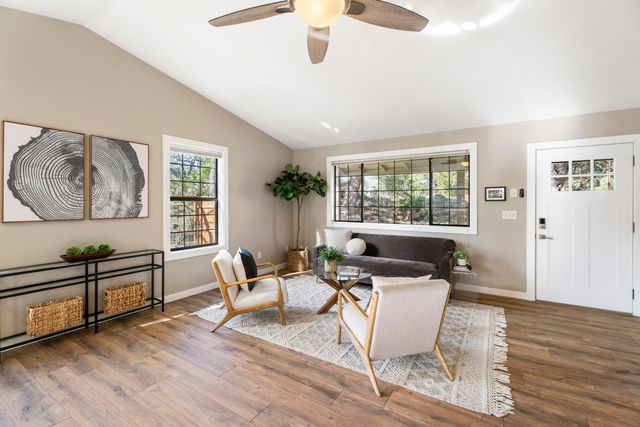 1602 NE 5th Street, Bend, OR 97701