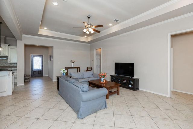 3699 Grayson Lane, Beaumont, TX 77713